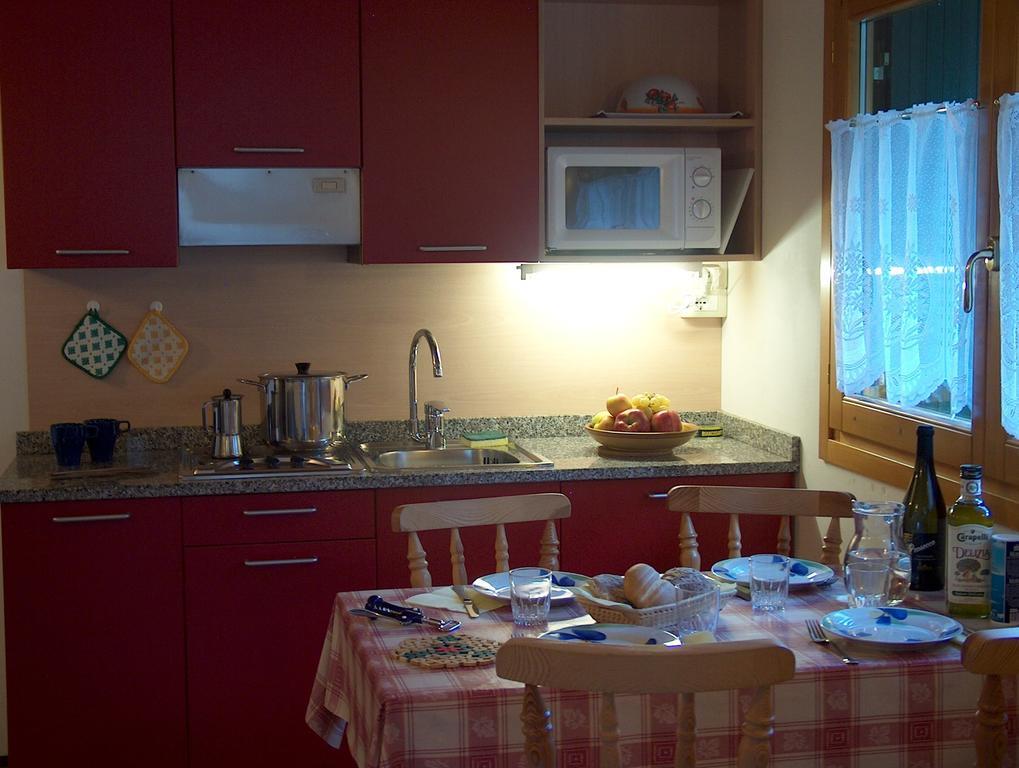 Chalet Presanella Temù Szoba fotó